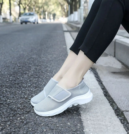 OrthoEase Comfort – Sapatos Ortopédicos Barefoot com Velcro
