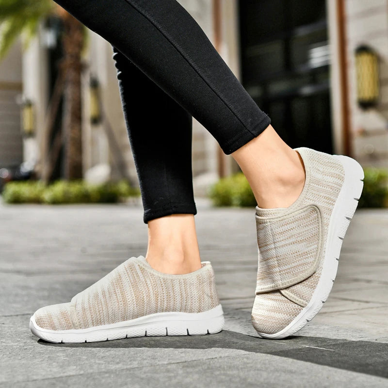 OrthoFlex WideCare - Sapatos Ortopédicos Senhora Pé Largo Ajustáveis com Velcro