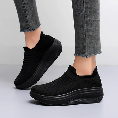 AirStep Flow – Ténis Slip-On Plataforma Respiráveis