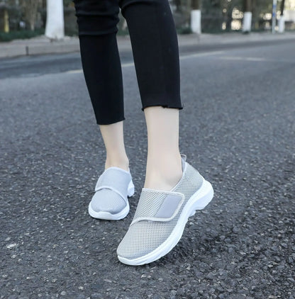 OrthoEase Comfort – Sapatos Ortopédicos Barefoot com Velcro